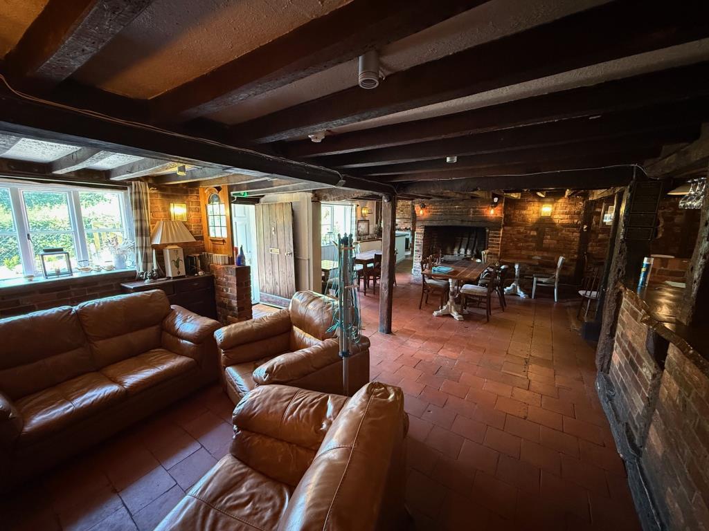 Lot: 102 - PUBLIC HOUSE - Customer seating area with furniture